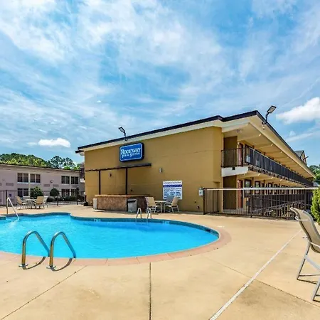 Rodeway Inn & Suites